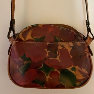 PAtricia Nash shoulder bag with removable strap.  100% Spanish leather.